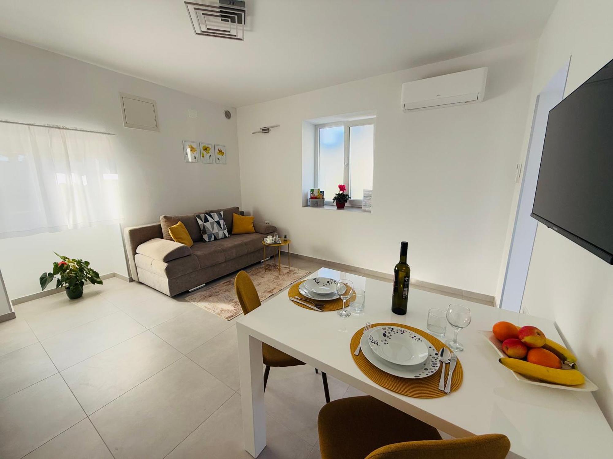 Apartment Erika - For 2 Near The Beach Pula Exteriér fotografie